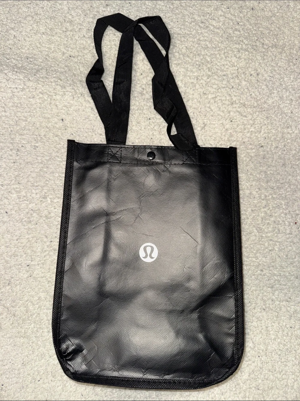 lululemon black shopping bag